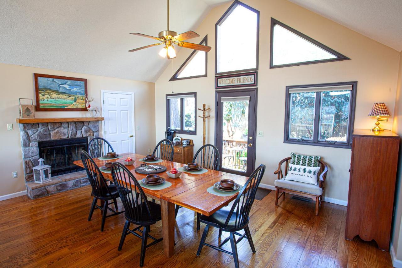 Family Friendly Massanutten Home With Beautiful Mountain Views! McGaheysville Eksteriør billede